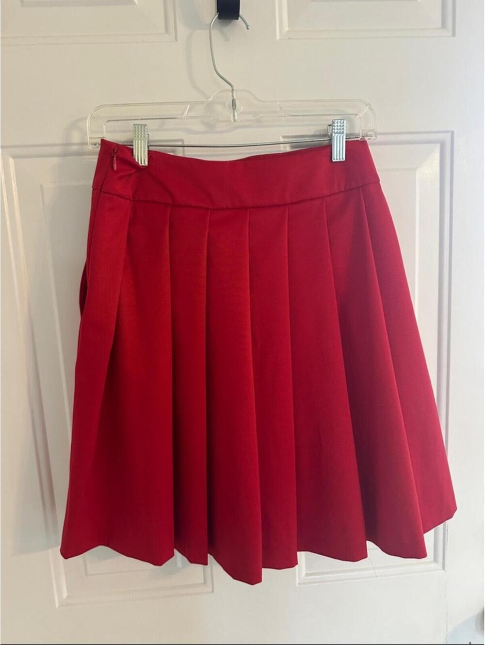 Ann Taylor Red Pleated Skater Skirt Size 2 - Picture 5 of 5